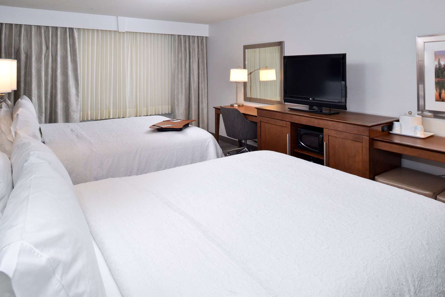 hampton inn and suites by hilton calgary university northwest
