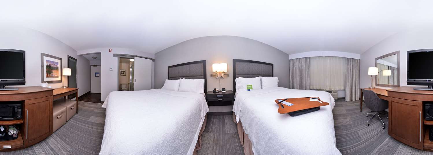 hampton inn and suites by hilton calgary university northwest