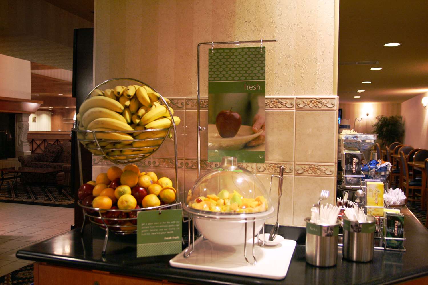 hampton inn and suites by hilton calgary university northwest