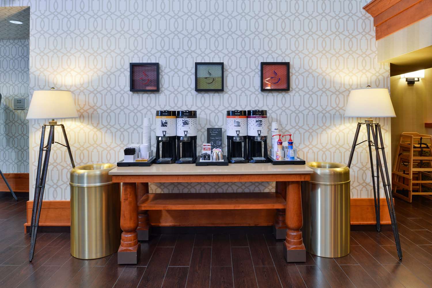 hampton inn and suites by hilton calgary university northwest