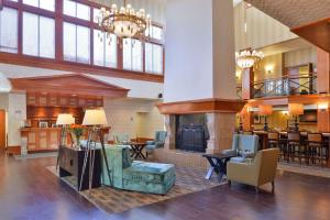 hampton inn and suites by hilton calgary university northwest