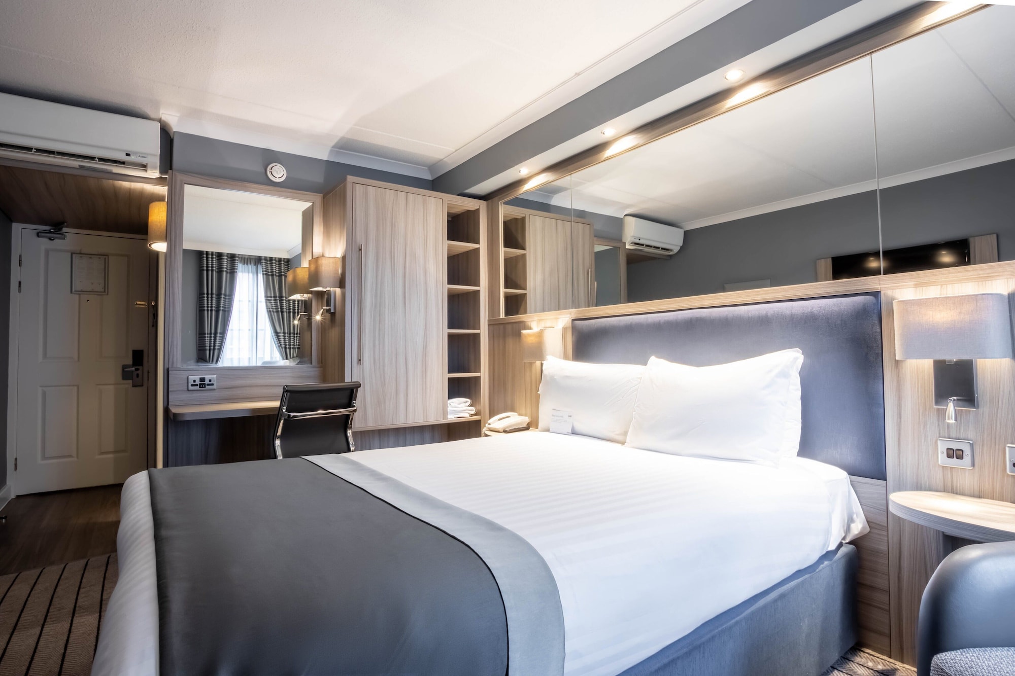 holiday inn glasgow city centre theatreland by ihg