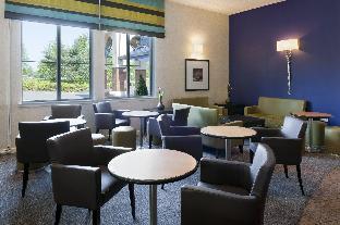holiday inn express strathclyde park m74 jct 5