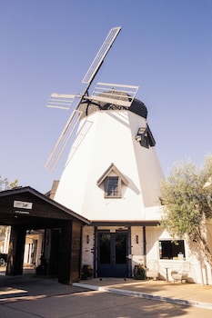 sideways inn