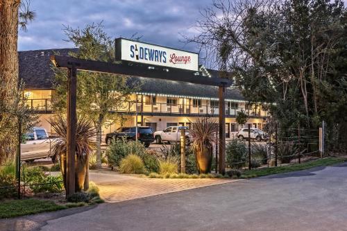 sideways inn