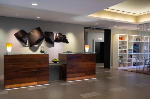 the baronette renaissance detroit novi hotel