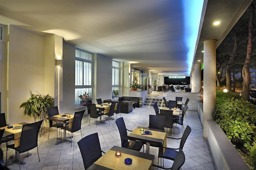 hotel golf