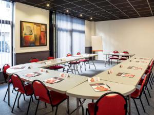 ibis lannion cote de granit rose