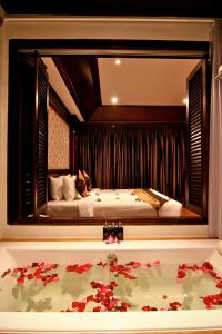 rayaburi hotel patong