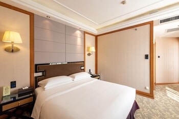 yun zen century hotel