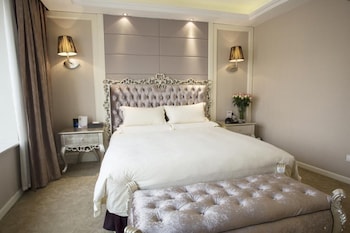 yun zen century hotel