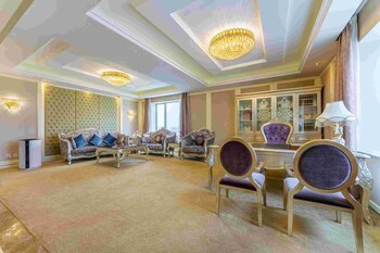 yun zen century hotel