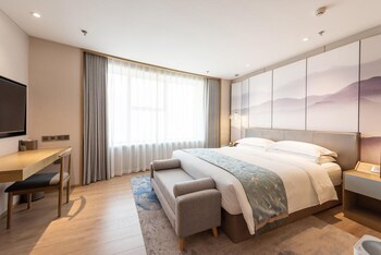 yun zen century hotel