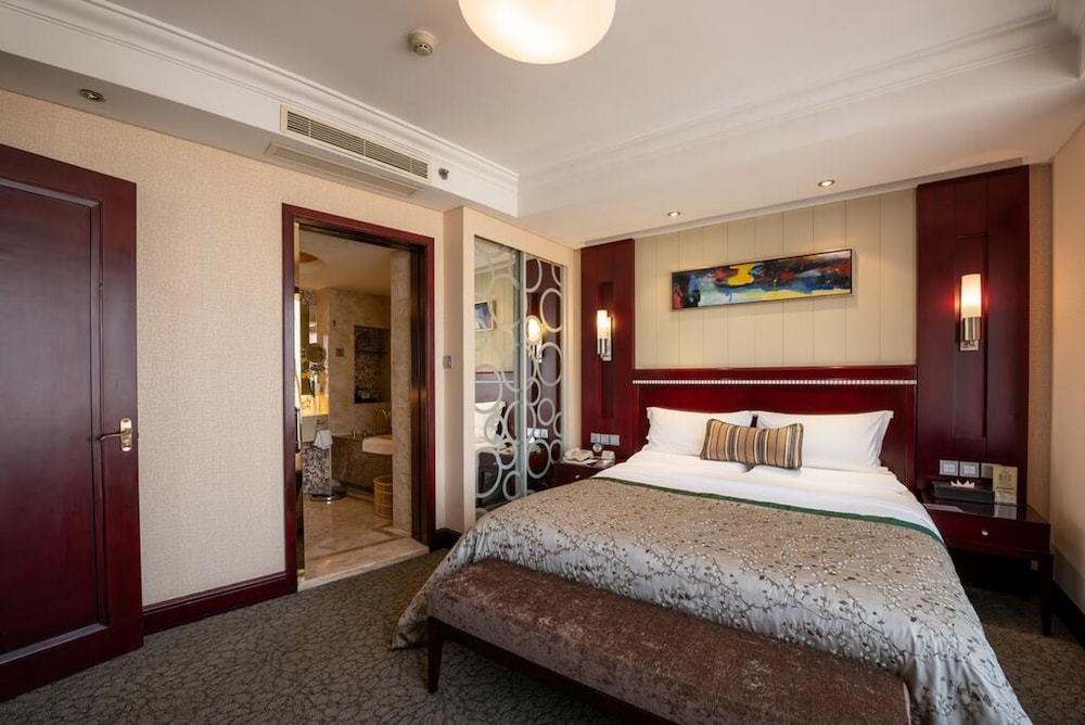 yun zen century hotel