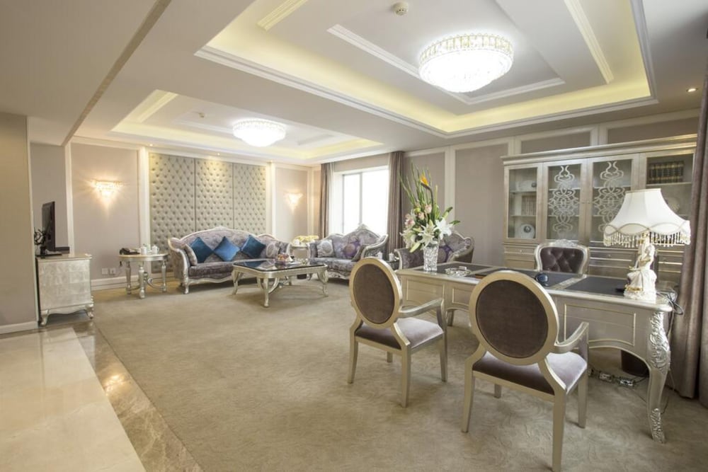 yun zen century hotel