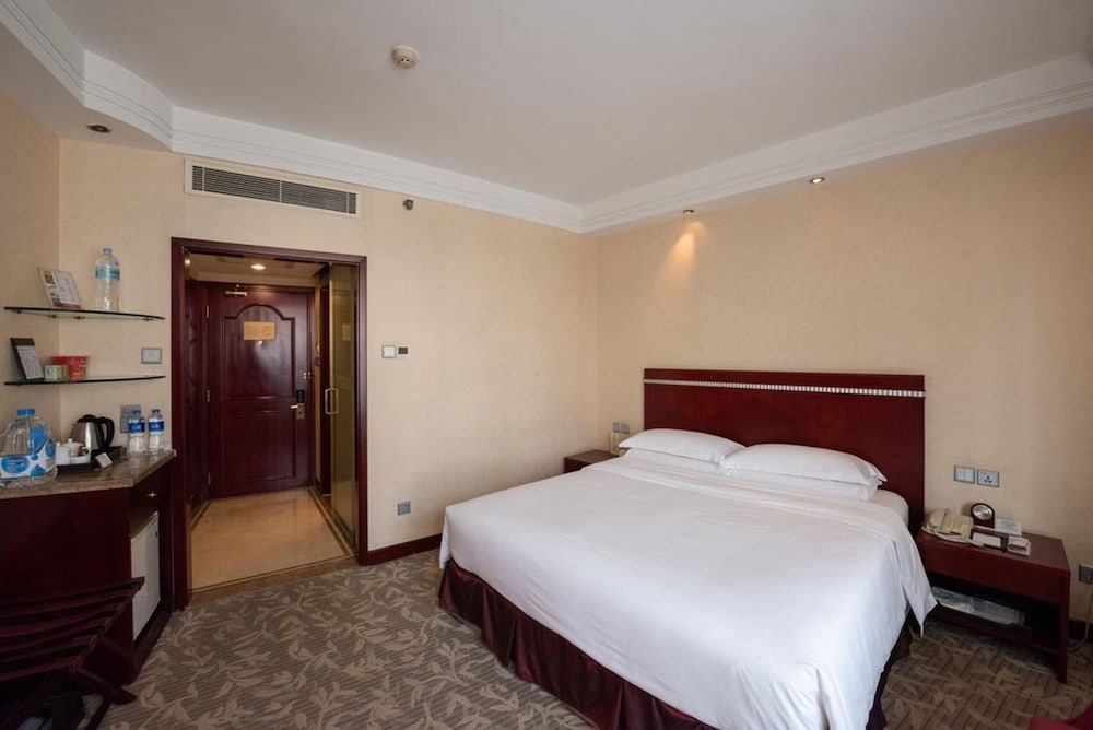 yun zen century hotel