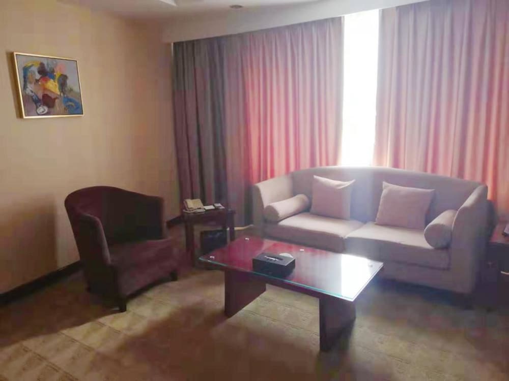 yun zen century hotel