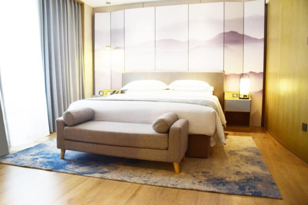 yun zen century hotel