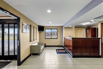 Super 8 By Wyndham Amsterdam,Montgomery>>Amsterdam,2 star