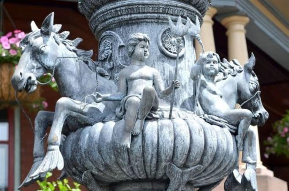 saratoga springs