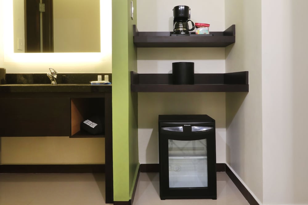 holiday inn express tuxpan an ihg hotel