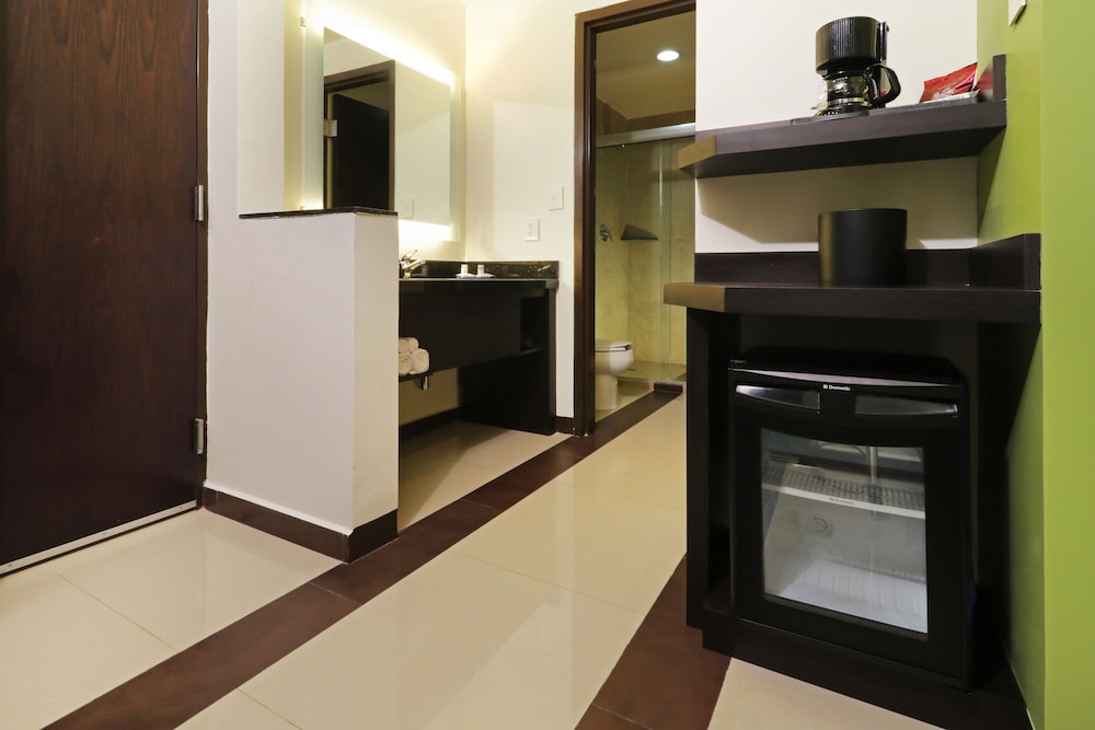 holiday inn express tuxpan an ihg hotel