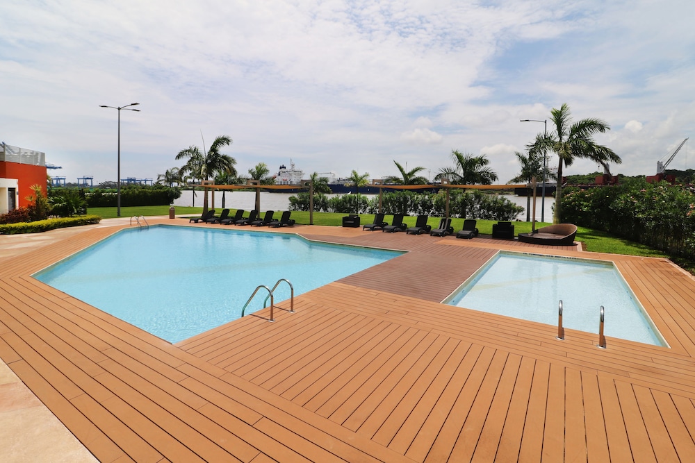 holiday inn express tuxpan an ihg hotel