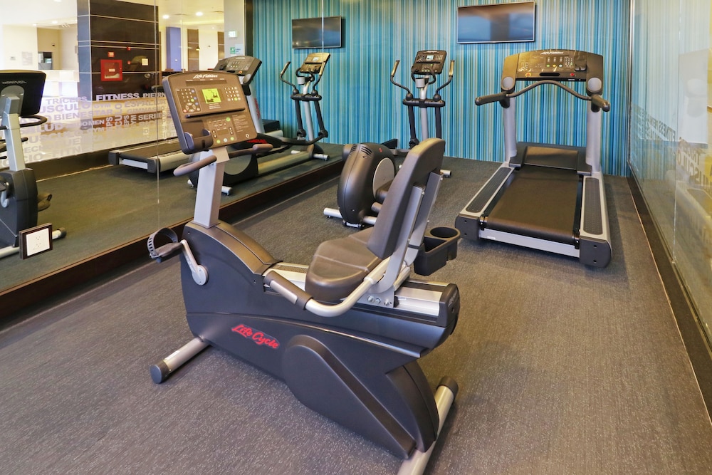 holiday inn express tuxpan an ihg hotel