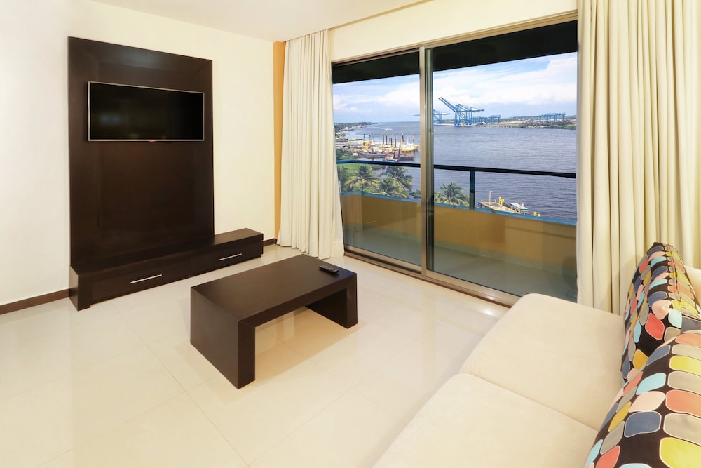 holiday inn express tuxpan an ihg hotel