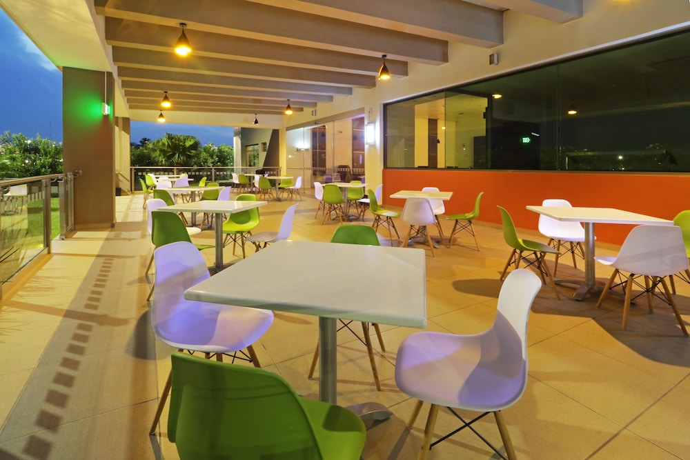 holiday inn express tuxpan an ihg hotel
