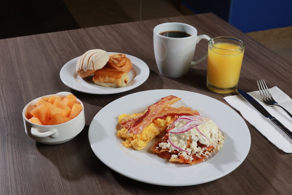 holiday inn express tuxpan an ihg hotel