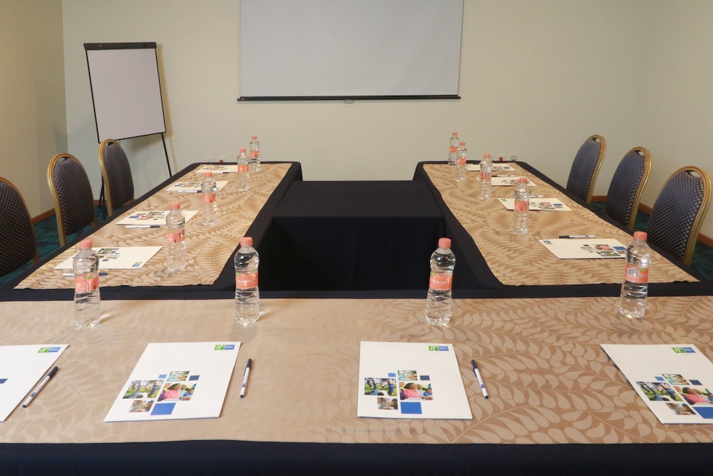 holiday inn express tuxpan an ihg hotel
