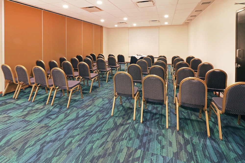 holiday inn express tuxpan an ihg hotel