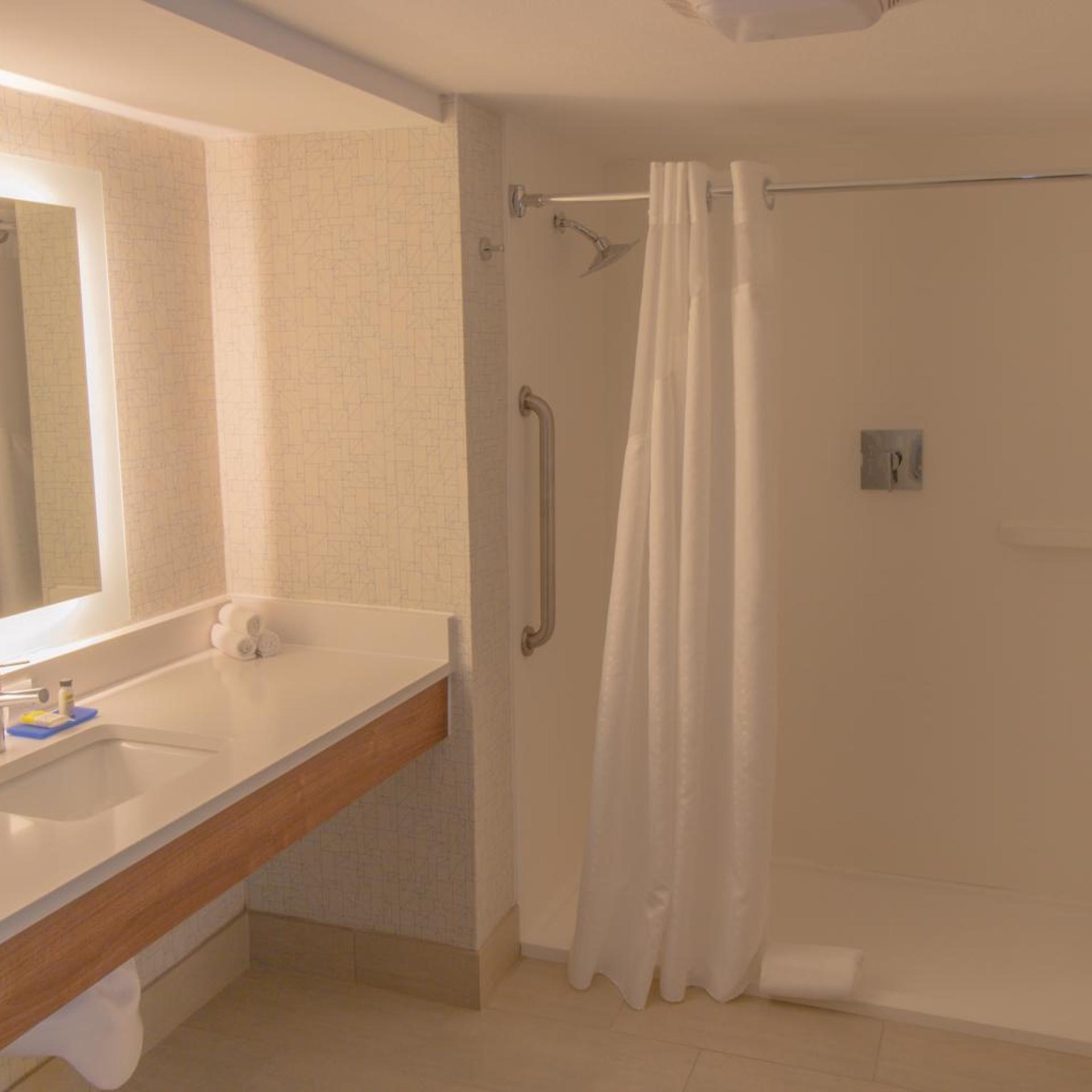 holiday inn express and suites manassas by ihg