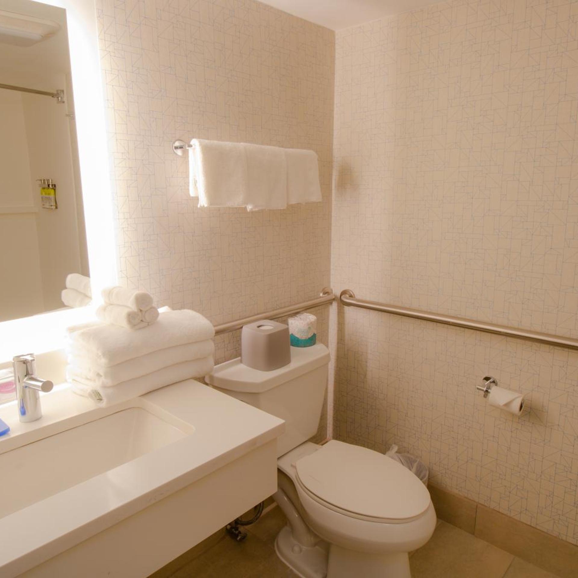 holiday inn express and suites manassas by ihg