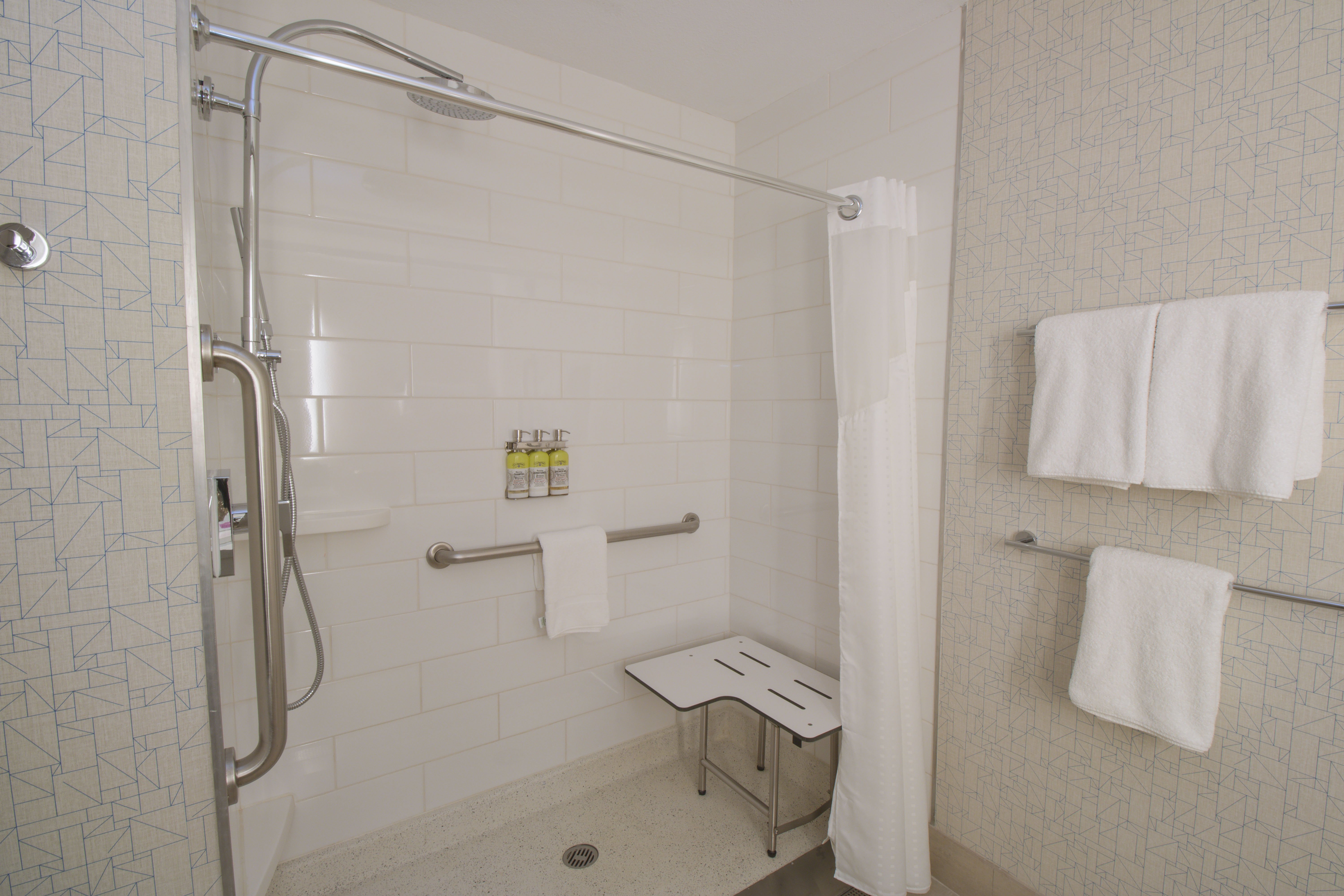 holiday inn express and suites manassas by ihg