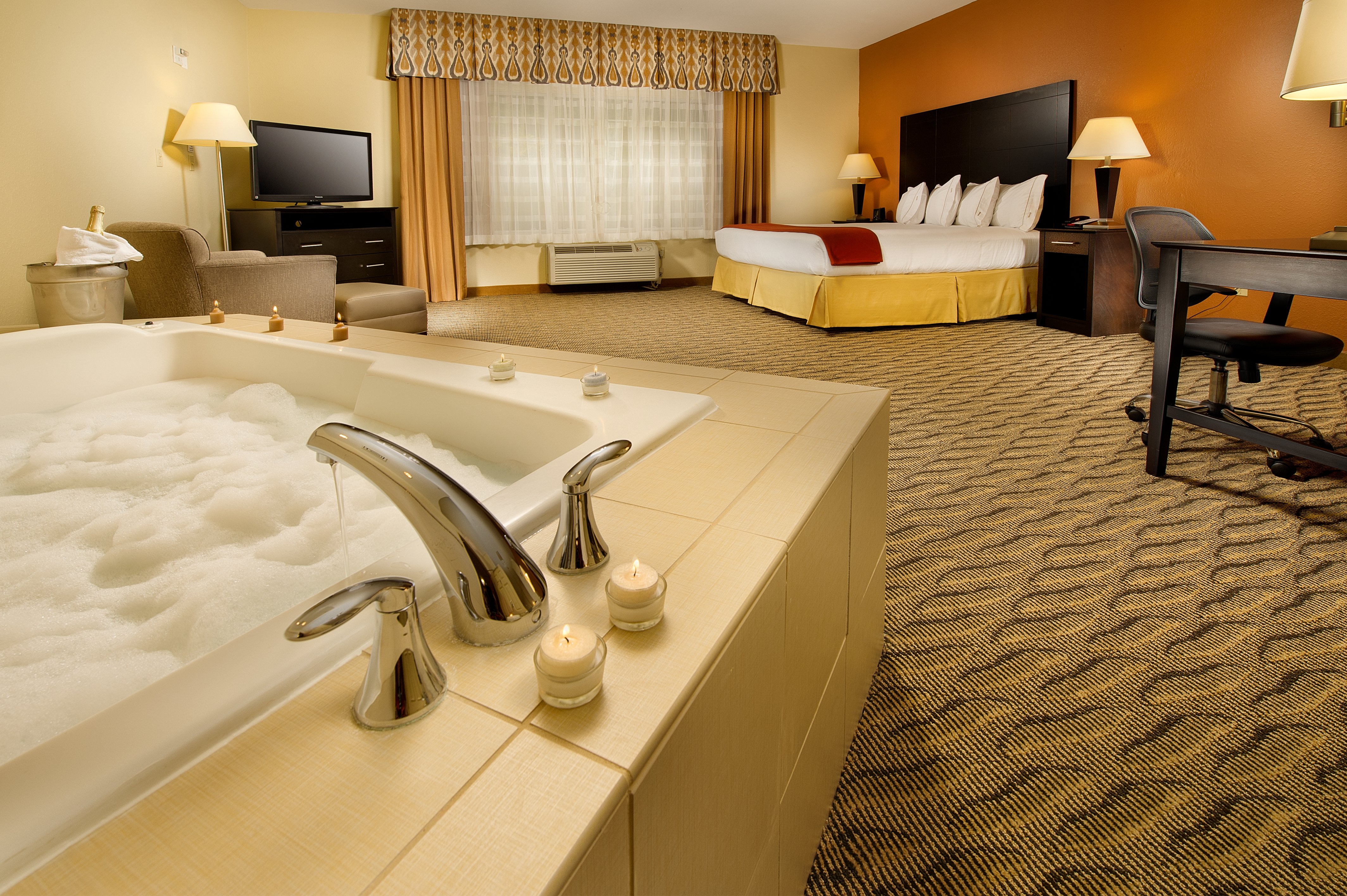 holiday inn express and suites manassas by ihg