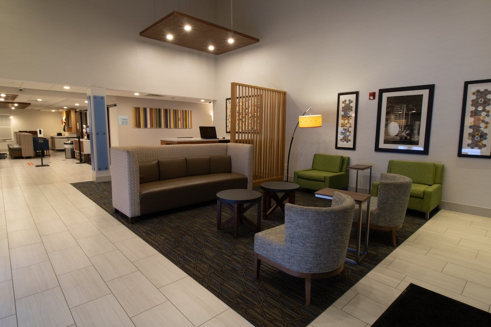 holiday inn express and suites manassas by ihg