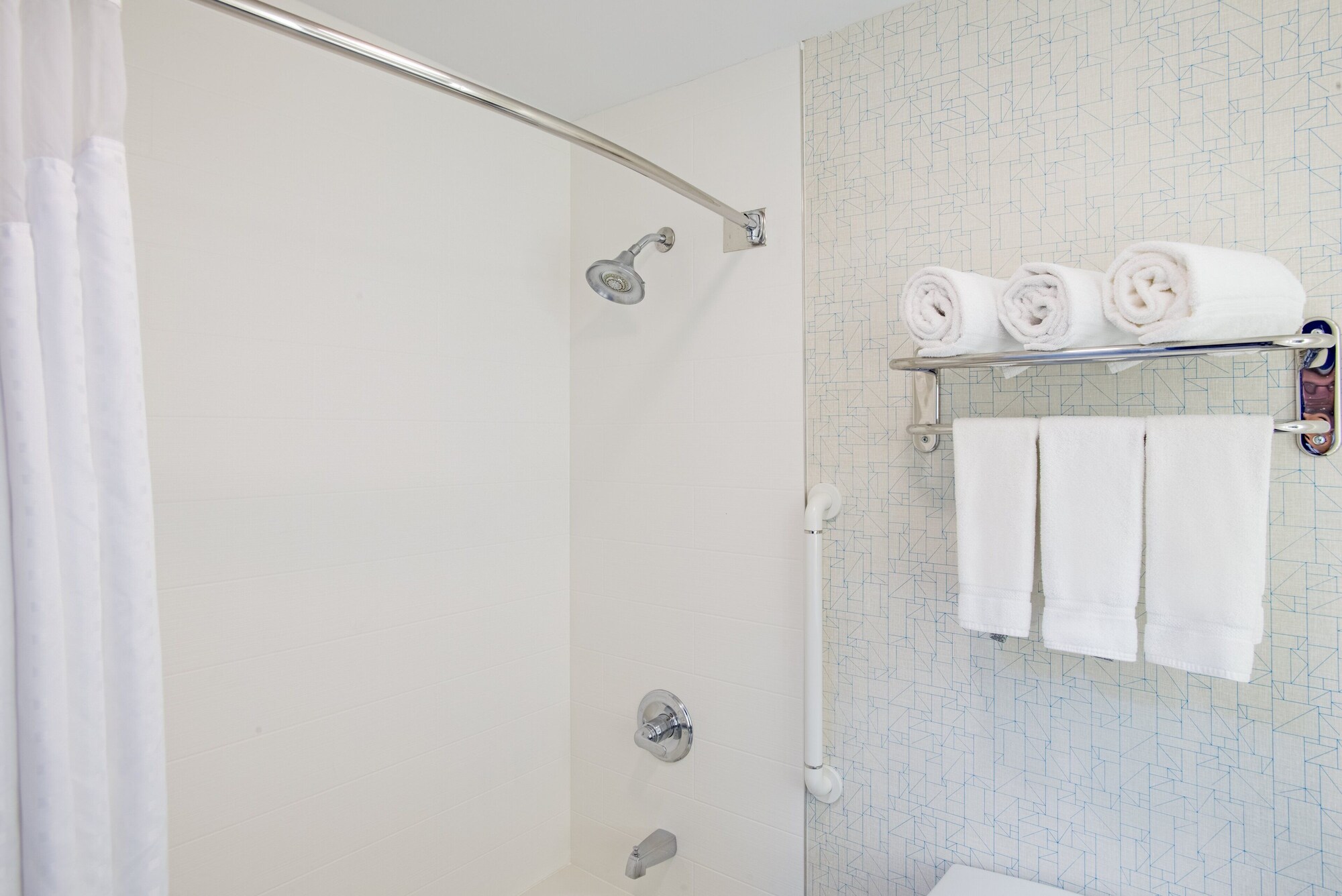 holiday inn express hotel and suites boston marlboro by ihg