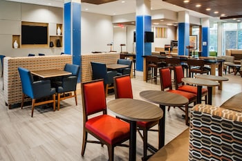 Holiday Inn Express Hotel & Suites Boston-Marlboro By Ihg,Hudson>>Boston,3 star