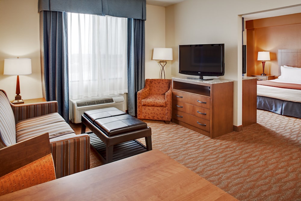 holiday inn express coralville by ihg