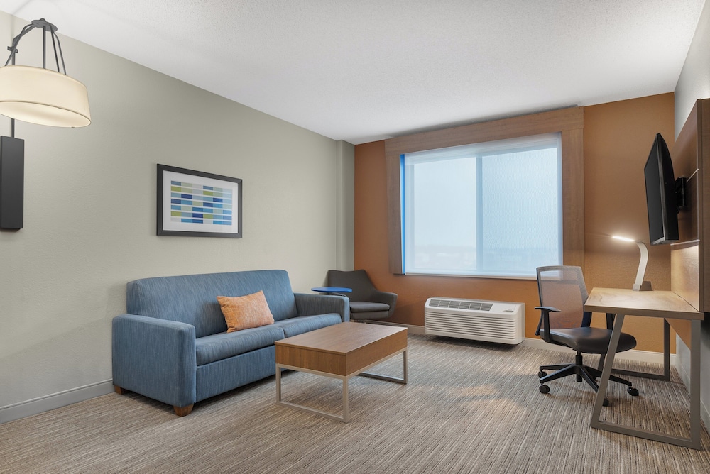 holiday inn express coralville by ihg