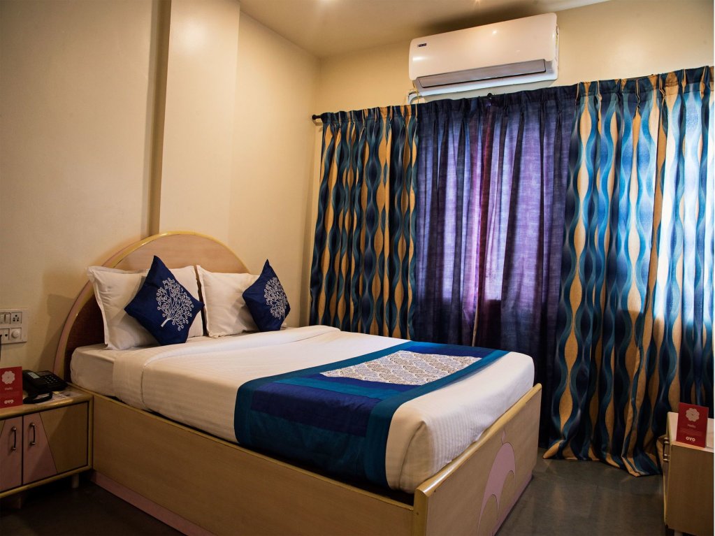 Oyo 9739 Hotel Ratnalok,Pune>>Pimpri - Chinchwad,2 star