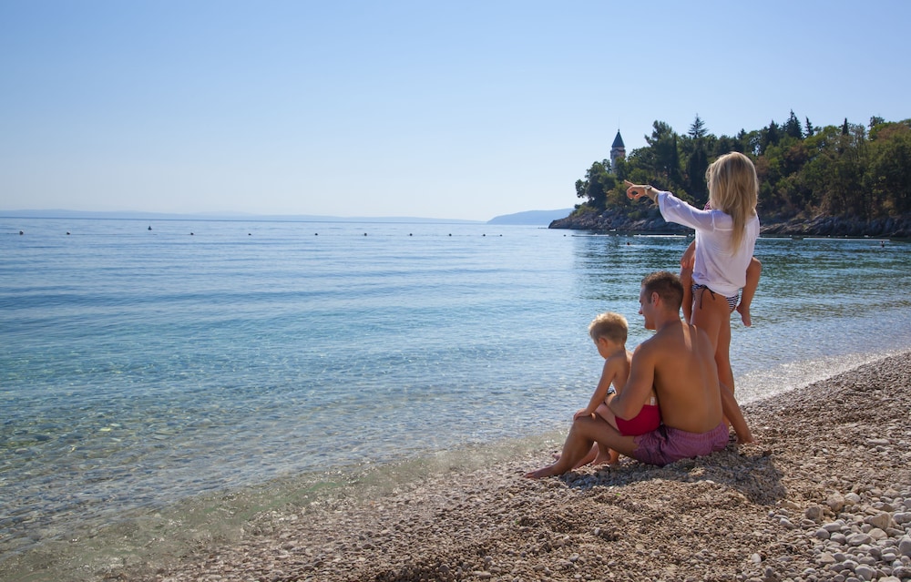 holiday resort medveja liburnia