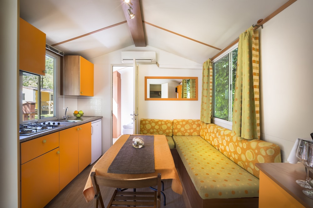holiday resort medveja liburnia