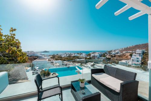 mr and mrs white mykonos