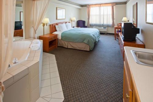 country inn and suites by radisson lansing mi