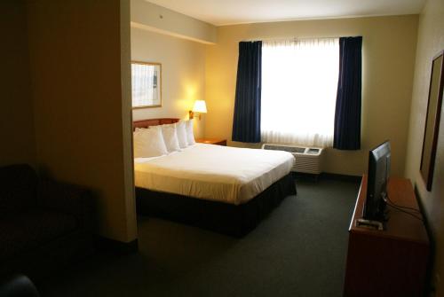 country inn and suites by radisson lansing mi