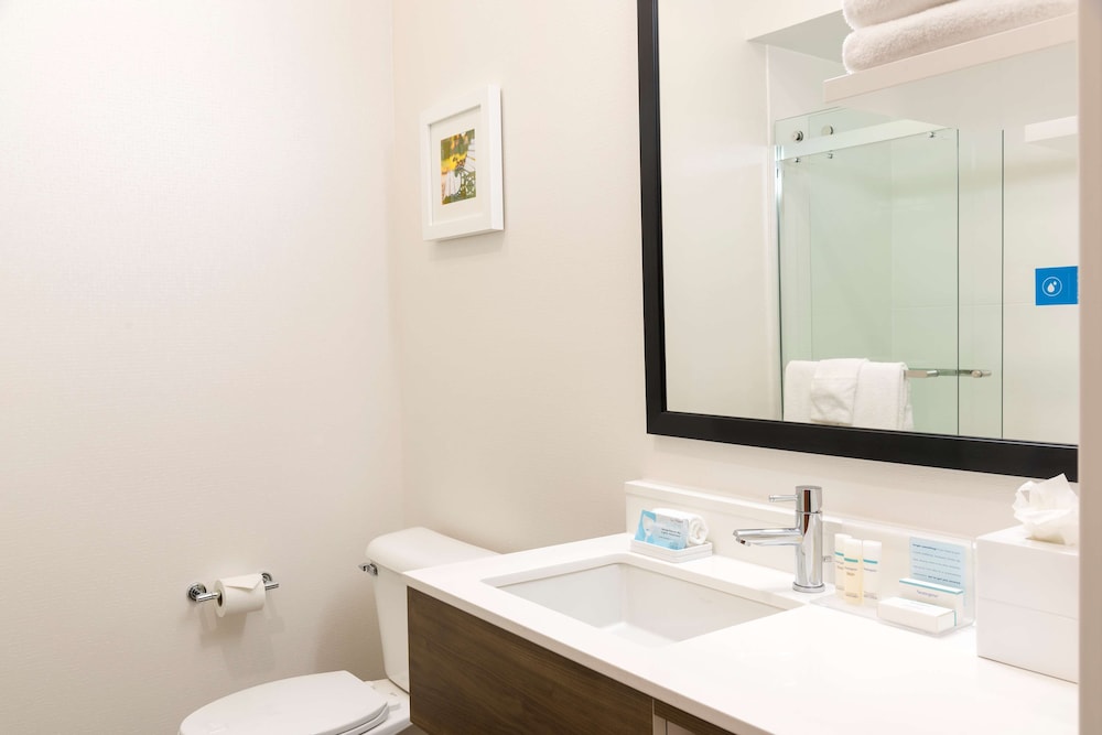 hampton inn and suites east lansing okemos
