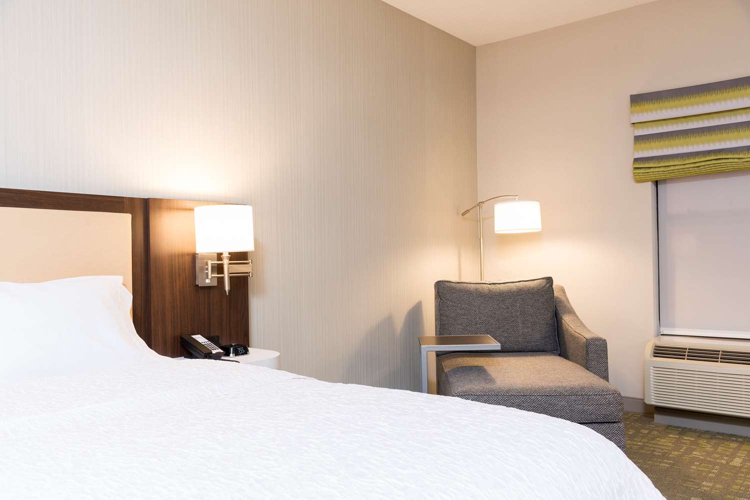 hampton inn and suites east lansing okemos